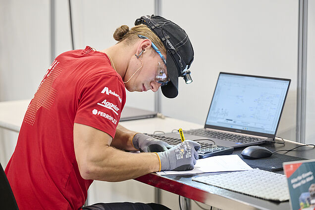 En pleine concentration lors du premier jour de compétition.