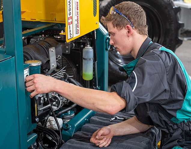 Tobias Roth Tobias Roth