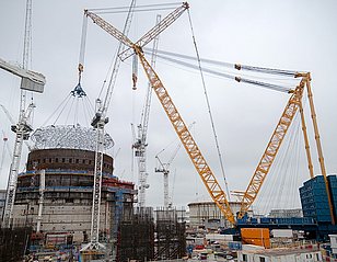 «Big Carl» im Einsatz für neues Atomkraftwerk