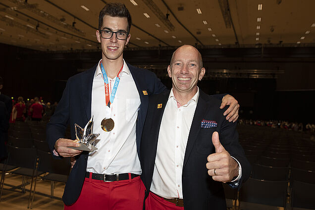 Das stolze Schweizer Team – Sandro Weber und Martin Schär.