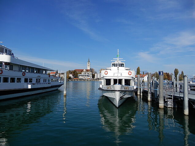 Die MS Säntis im Hafen von Romanshorn.